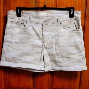 Levi's woman's mid length beige like new camouflage shorts